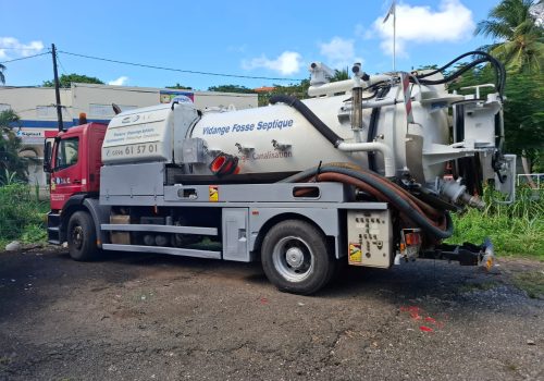 Assainissement de canalisation et vidange de fosse septique